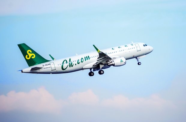 Spring Airlines opens HCM City City-Shanghai air route
